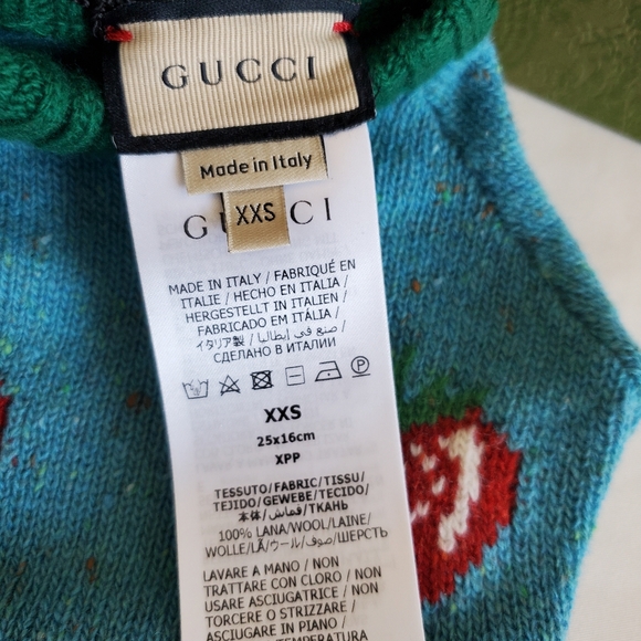 NWT Gucci Blue Green Red Strawberries Wool Knit Pet Sweater Size XXS - Picture 10 of 14